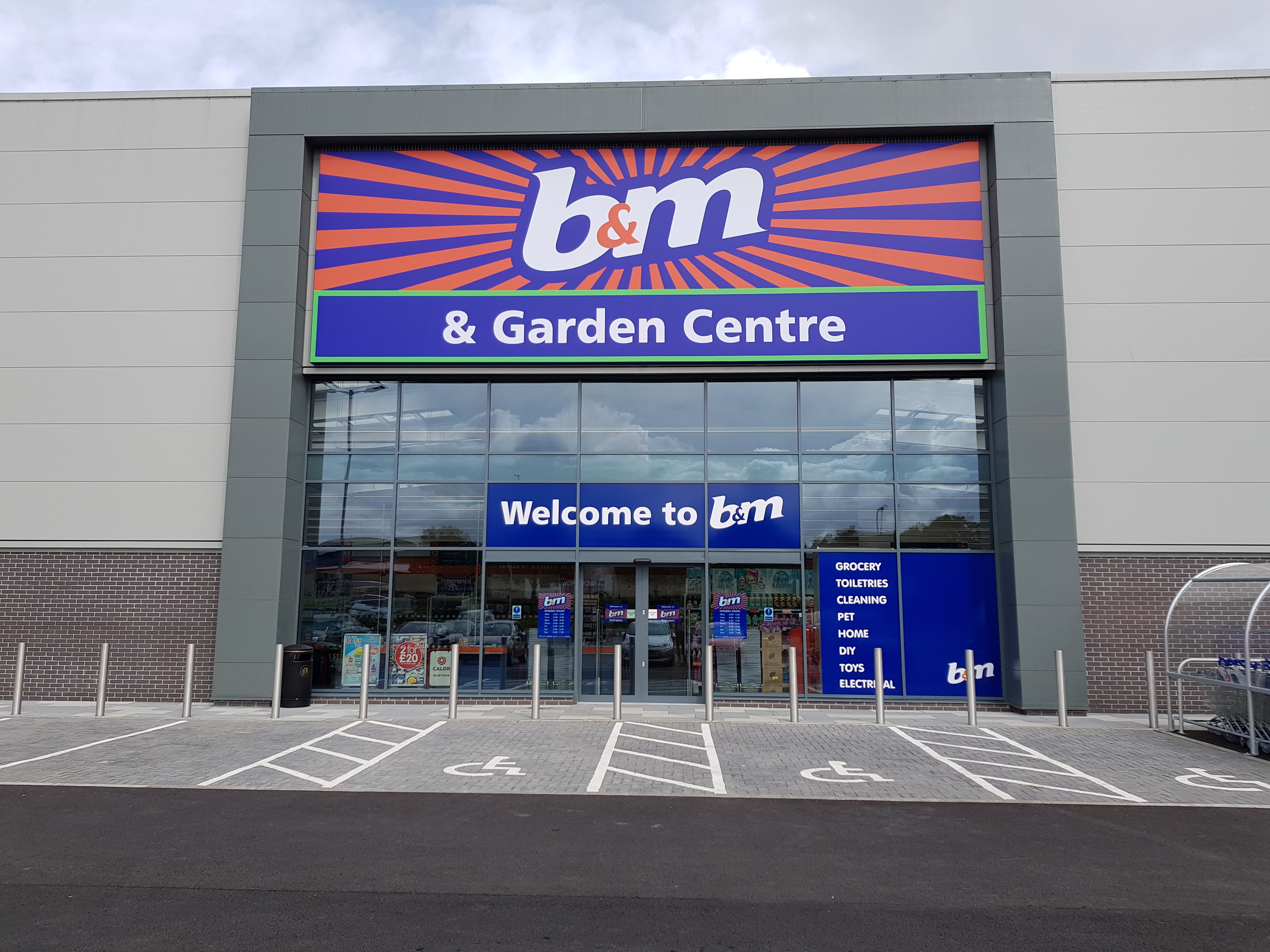B&M Bargains and Garden Centre